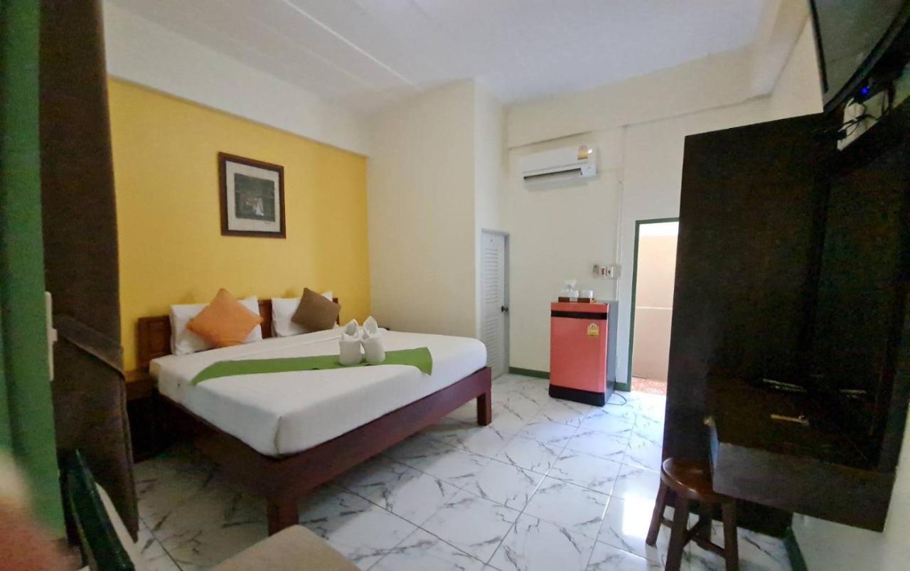 88 Backpackers Hua Hin Otel Dış mekan fotoğraf