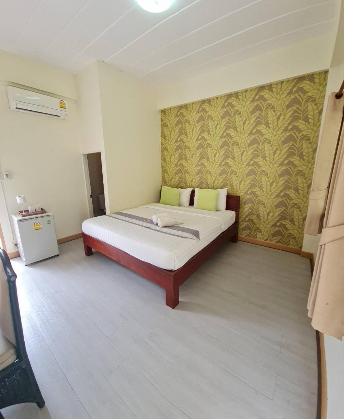 88 Backpackers Hua Hin Otel Dış mekan fotoğraf