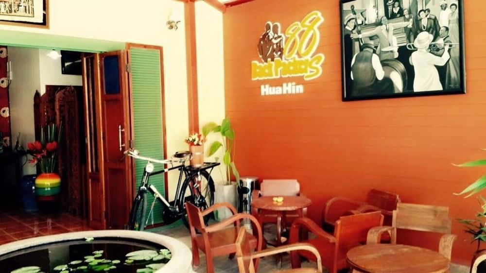 88 Backpackers Hua Hin Otel Dış mekan fotoğraf