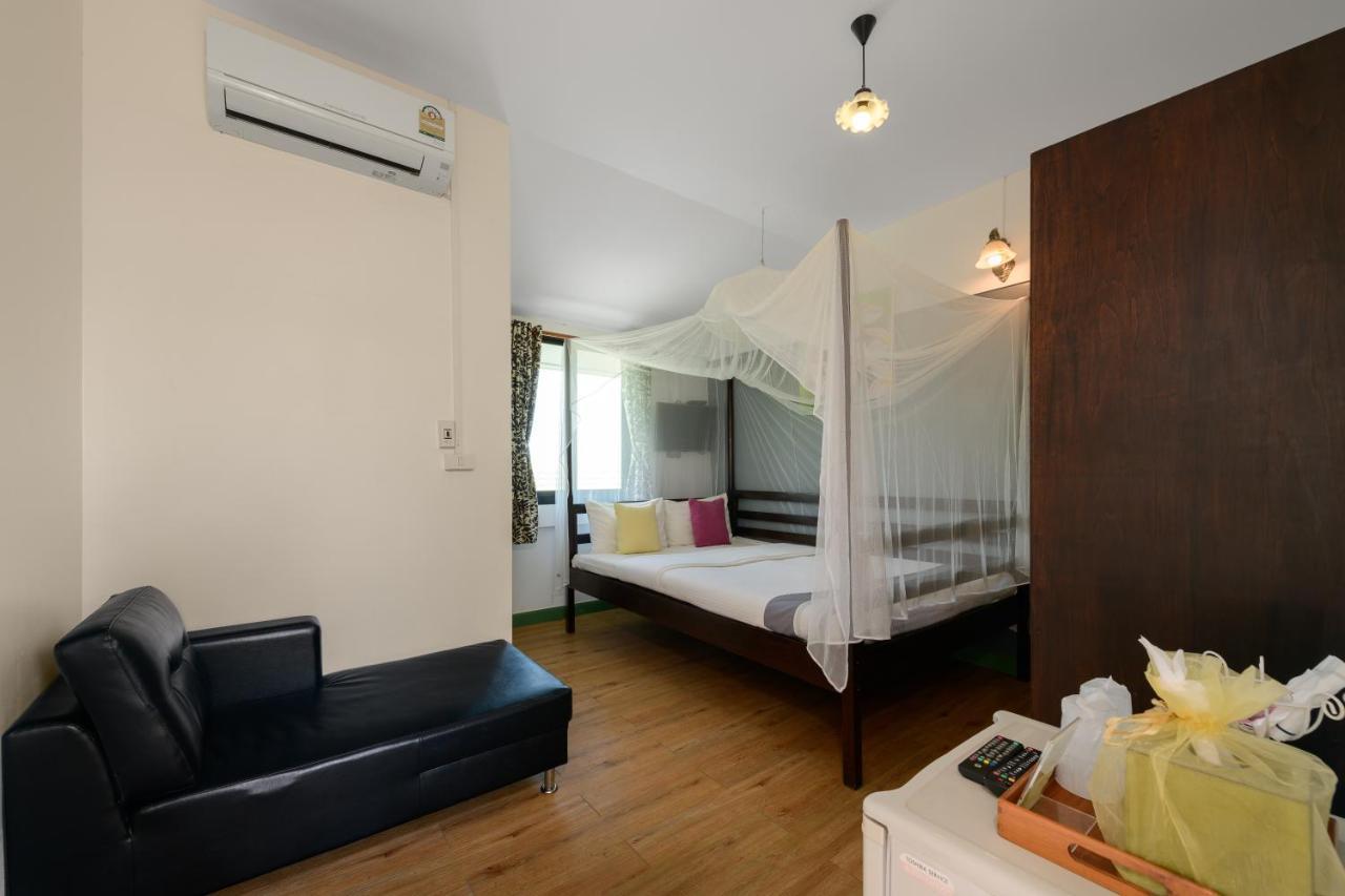 88 Backpackers Hua Hin Otel Dış mekan fotoğraf